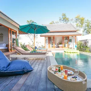 Kupu Kupu Bingin , Uluwatu Indonésie