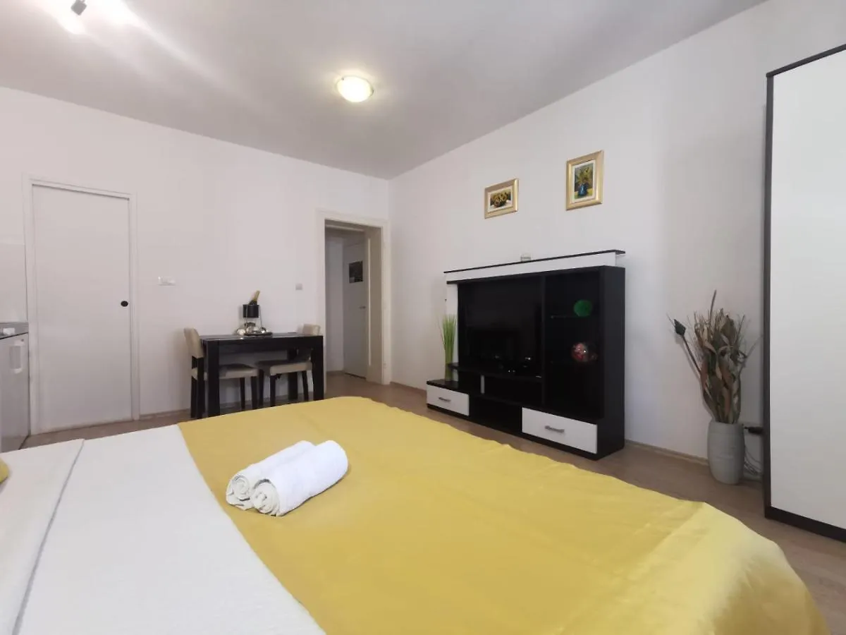 Apartments Klara Split 0*,  Croatia